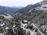 जम्मू-कश्मीरः भारी बर्फबारी, भूस्खलन से राष्ट्रीय राजमार्ग बंद, 10 लोगों को बचाया, देखें तस्वीरें - | Jammu Kashmir National highway closed heavy snowfall landslide 10 people rescued images viral see pics | Latest india Photos at Lokmatnews.in