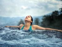 'द कपिल शर्मा शो' फेम सुमोना चक्रवर्ती पूल में एन्जॉय करती हुईं नजर आई, देखे उनके वेकेशन pics - | The Kapil Sharma Show fame Sumona Chakraborty was seen enjoying in the pool see her vacation pics | Latest television Photos at Lokmatnews.in