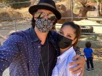 सनी लिओनीने केले फॅमिलीसोबतचे फोटो शेअर, See Pics - Marathi News | Sunny leone outing with family husband and children see photos | Latest filmy Photos at Lokmat.com