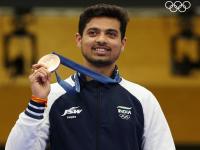 PHOTOS: स्वप्निल कुसाले ने भारत को तीसरा ओलंपिक 2024 पदक दिलाया, देखें पदक विजेता की तस्वीरें - | Swapnil Kusale gives India its third Olympic 2024 medal, see pictures of the medal winner | Latest other-sports Photos at Lokmatnews.in