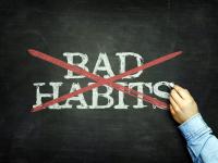 शास्त्रों के अनुसार व्यक्ति का सुख-चैन छीन लेती हैं ये 7 आदतें, इनसे दूर ही रहें - | 7 bad habits according to dharm granth which effects happiness and future | Latest spirituality Photos at Lokmatnews.in