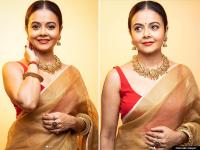 देवोलीना भट्टाचार्य का गोल्डन साड़ी में दिखा देसी लुक, ट्रेडिशनल अंदाज में शेयर की ग्लैमरस तस्वीरें - | Devoleena Bhattacharjee see in golden saree looked very glamorous photos goes viral on social media | Latest television Photos at Lokmatnews.in