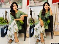 श्वेता तिवारी ने ट्रेडिशनल अंदाज में शेयर की खूबसूरत तस्वीरें, See Pics - | Shweta Tiwari shared latest photo in desi andaaz photos goes viral on social media | Latest television Photos at Lokmatnews.in