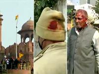 ITO से लेकर लाल किले तक, किसानों की ट्रैक्टर परेड के बीच दिल्ली में कहां-कहां मचा बवाल, तस्वीरों में देखिए - | Farmers tractor parade Delhi violence from ITO to Red Fort see 10 pics | Latest india Photos at Lokmatnews.in