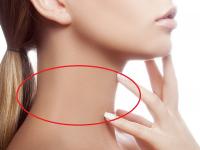 काली गर्दन से मिलेगा छुटकारा, अपनाएं ये 6 घरेलू उपाय, चमकेगी गर्दन स्किन बनेगी सुंदर - | Get rid dark neck homemade skin care for black skin | Latest fashion-beauty Photos at Lokmatnews.in