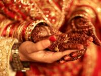 In Pics: इन 8 कारणों से बढ़ता है शादी के बाद तेजी से वजन - | In Pics: Know the Interesting facts about Weight Gain After Marriage | Latest relationships Photos at Lokmatnews.in