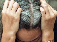 Pics: सफेद बालों से छुटकारा पाने के लिए किचन की इन 12 चीजों को ऐसे करें इस्तेमाल - | Photos: 12 Simple Ways To Get Rid Of White and Grey Hair At A Young Age | Latest fashion-beauty Photos at Lokmatnews.in