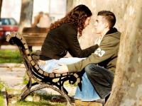 पत्नी को ये पांच बातें बताने में झिझकते हैं पति, कहीं आपका हसबैंड भी तो नहीं करता ऐसा - | husband hesitates to tell these five things to wife | Latest relationships Photos at Lokmatnews.in