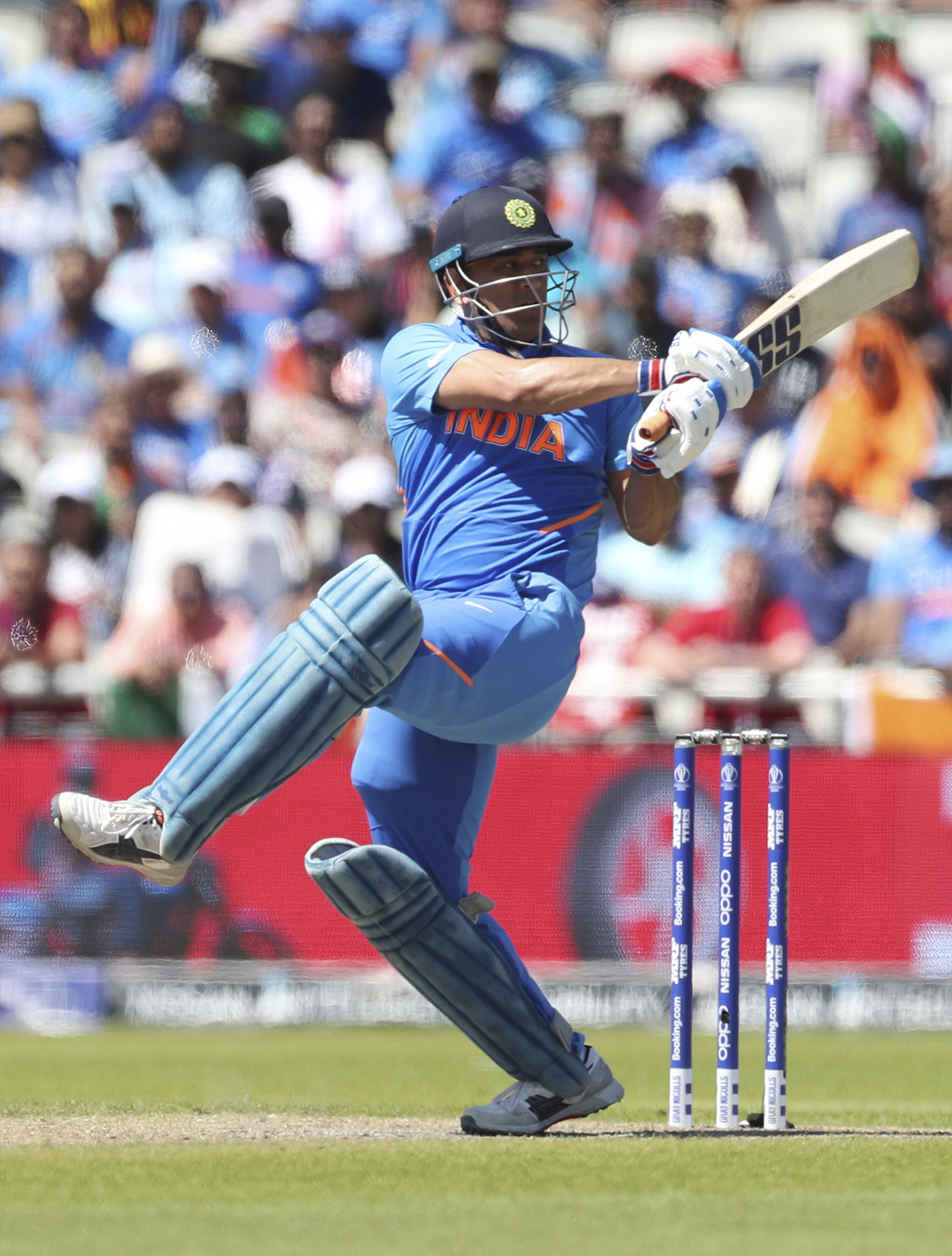 Ms Dhoni Last 10 Odi Innings | आखिरी 10 मैचों में ऐसा रहा ...
