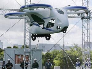 Japan S Flying Car Gets Off Ground With A Person Aboard Images Viral See Pics Japan S Flying Car सफल पर क षण शख स क ल कर क छ म नट उड क र ज न ए ख स यत See Pics Lokmat News Hindi