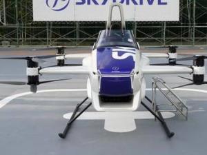 Japan S Flying Car Gets Off Ground With A Person Aboard Images Viral See Pics Japan S Flying Car सफल पर क षण शख स क ल कर क छ म नट उड क र ज न ए ख स यत See Pics