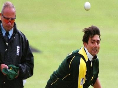 ...जब सचिन तेंदुलकर की वजह से शर्मसार हुए सकलैन मुश्ताक, फिर भूलकर भी ना किया ये काम