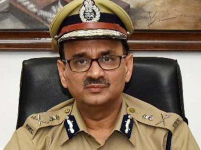 <a href='https://www.lokmatnews.in/topics/alok-verma/'>आलोक वर्मा