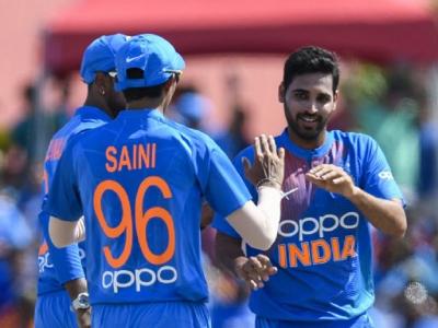 भुवनेश्वर कुमार बोले-आईपीएल के कारण आत्मविश्वास, छह खिलाड़ी के पास अंतरराष्ट्रीय मैच खेलने का अनुभव नहीं, जोश से भरपूर युवा - Hindi News | India Tour of Sri Lanka Bhuvneshwar Kumar said IPL confidence six players have no experience of playing international matches | Latest cricket News at Lokmatnews.in भुवनेश्वर कुमार बोले-आईपीएल के कारण आत्मविश्वास, छह खिलाड़ी के पास अंतरराष्ट्रीय मैच खेलने का अनुभव नहीं, जोश से भरपूर युवा - Hindi News | India Tour of Sri Lanka Bhuvneshwar Kumar said IPL confidence six players have no experience of playing international matches | Latest cricket News at Lokmatnews.in