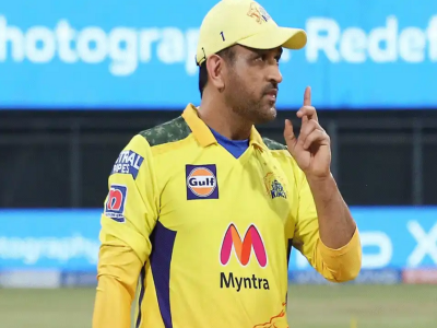 IPL 2024: आरसीबी के फैन ने धोनी से की टीम को सपोर्ट करने की अपील, सीएसके कैप्टन की हाजिरजवाबी ने जीता सबका दिल