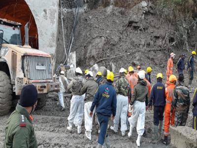 फोटो- ट्विटर, चमोली पुलिस