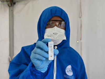 देश में लगातार तीसरे दिन कोविड-19 के 26 हजार से ज्यादा मामले सामने आए हैं। (प्रतीकात्मक तस्वीर)