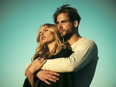 प्यार में रहे लोग एक-दूसरे की बात को बिना कहें समझ जाते हैं प्यार में रहे लोग एक-दूसरे की बात को बिना कहें समझ जाते हैं