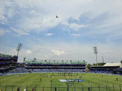 DC vs GT, IPL 2026: दिल्ली में बादलों का डेरा, जानें DC vs GT मैच में बारिश खेल बिगाड़ेगी या नहीं?