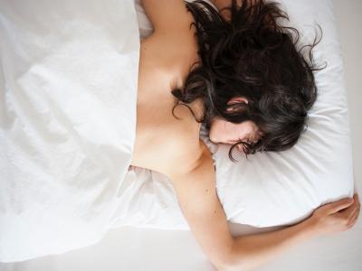 इस तरह की सोने वाली लड़कियां बहुत ही लापरवाह होती हैं