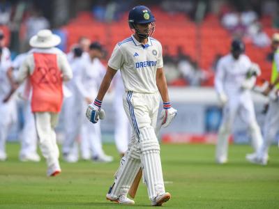 IND vs ENG: इंग्लैंड के खिलाफ खराब फॉर्म जारी रहने पर सोशल मीडिया पर ट्रोल हुए शुभमन गिल