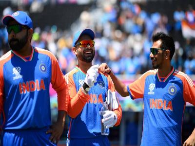 T20 World Cup: अभ्यास मैच में रोहित शर्मा ने दिए संकेत, पंत ले सकते हैं कोहली की जगह, हार्दिक-अर्शदीप का खेलना तय