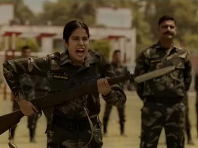 SEE PICS! Janhvi Kapoor Starrer 'Gunjan Saxena The Kargil Girl' Trailer ...