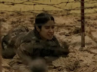 SEE PICS! Janhvi Kapoor Starrer 'Gunjan Saxena The Kargil Girl' Trailer ...