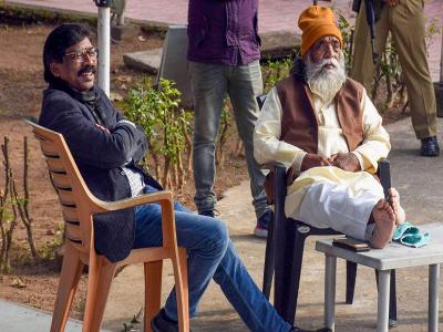 Hemant Soren and shibu soren (File Photo)