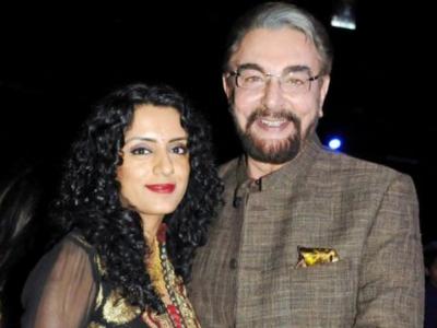 आप अपने रिश्ते, गोल्स, अप्रोच को लेकर साफ रहते हैं, इससे आप अपनी उम्र के अनुसार ही आगे बढ़ेंगें आप अपने रिश्ते, गोल्स, अप्रोच को लेकर साफ रहते हैं, इससे आप अपनी उम्र के अनुसार ही आगे बढ़ेंगें