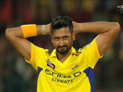 RCB vs CSK: खलील अहमद ने IPL 2025 का सबसे महंगा ओवर डाला, फ्लेमिंग 19वें ओवर के लिए धोनी के साहसिक विकल्प के साथ