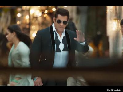 salman khan pooja hedge movie KKBKKJ Box Office Collection | salman-khan-pooja-hedge-movie-kkbkkj-box-office-collection | Latest bollywood Photos at Lokmatnews.in