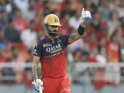PBKS vs RCB: कोहली और पडिक्कल के अर्धशतक से आरसीबी पंजाब किंग्स के खिलाफ 7 विकेट से जीती