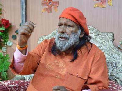 महामंडलेश्वर पायलट बाबा (Photo: Aditya Dwivedi)