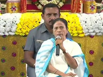 सीएम ममता बनर्जी (फाइल फोटो) सीएम <a href='https://www.lokmatnews.in/topics/mamata-banerjee/'>ममता बनर्जी</a> (फाइल फोटो)