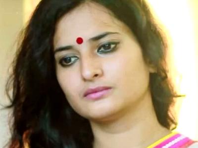 फिलहाल मनीषा 'कोहबर' फिल्म में काम कर रही थी। | phailahaala-manaisaa-kaohabara-phailama-maen-kaama-kara-rahai-thai | Latest bollywood Photos at Lokmatnews.in