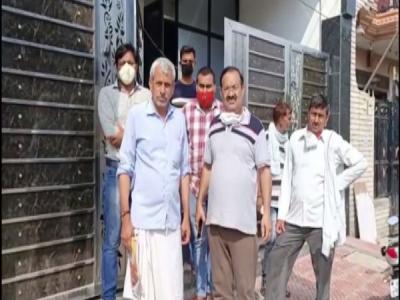 को-पायलट अखिलेश के घरवाले (एएनआई फोटो)