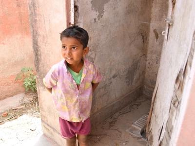 स्वच्छ भारत अभियान की धज्जियां उड़ाता मीरपुर हिंदू गांव के सरकारी अस्पताल का शौचालय।