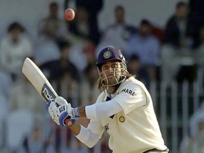 शोएब अख्तर का खुलासा, 2006 के फैसलाबाद टेस्ट में धोनी को जानबूझकर बीमर से किया था हिट