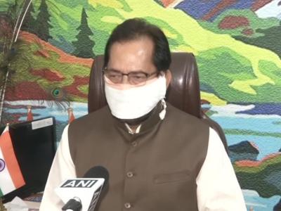 केंद्रीय अल्पसंख्यक कार्य मंत्री मुख्तार अब्बास नकवी ने बताया कि भारत ने अपने नागरिकों को हज पर नहीं भेजने के फैसला किया है। (फाइल फोटो) केंद्रीय अल्पसंख्यक कार्य मंत्री मुख्तार अब्बास नकवी ने बताया कि भारत ने अपने नागरिकों को हज पर नहीं भेजने के फैसला किया है। (फाइल फोटो)