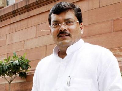 मुकुल वासनिक (फाइल फोटो) मुकुल वासनिक (फाइल फोटो)