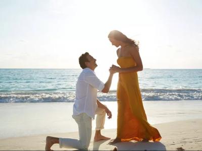 आप उसकी खूबियों का जिक्र करें