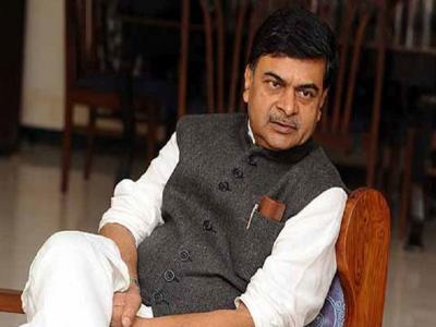 बिजली मंत्री आर के सिंह (Power Minister R K Singh) (फाइल फोटो)