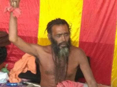 महंत राधे पुरी