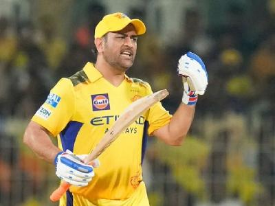 IPL 2025: CSK की हार पर शेन वॉटसन ने टीम पर उठाए सवाल, बोले- "समझ नहीं आता धोनी देर से मैदान में क्यों आए..."