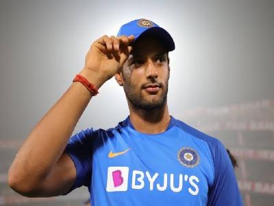 शिवम दुबे पीठ की चोट के कारण बांग्लादेश टी20 से बाहर, उनकी जगह टीम में आए तिलक वर्मा