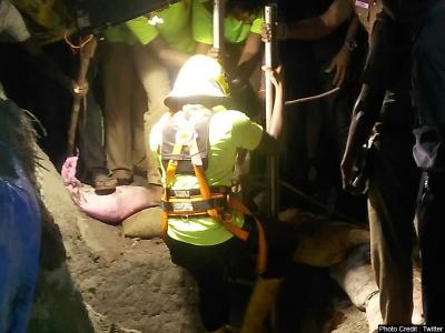 3 Year Old Boy, Trapped In Tamil Nadu Borewell For 3 Days, Dies | 3-year-old-boy-trapped-in-tamil-nadu-borewell-for-3-days-dies | Latest india Photos at Lokmatnews.in