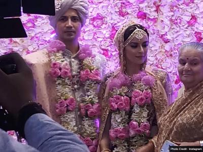 इससे पहले सुमित की शादी टीवी एक्ट्रेस शिवानी टंकसले से हुई थी। हालांकि, कुछ साल बाद ही उनका तलाक हो गया था। | isasae-pahalae-saumaita-kai-saadai-taivai-ekataraesa-saivaanai-tankasalae-sae-haui-thai-haalaankai | Latest television Photos at Lokmatnews.in इससे पहले सुमित की शादी टीवी एक्ट्रेस शिवानी टंकसले से हुई थी। हालांकि, कुछ साल बाद ही उनका तलाक हो गया था। | isasae-pahalae-saumaita-kai-saadai-taivai-ekataraesa-saivaanai-tankasalae-sae-haui-thai-haalaankai | Latest television Photos at Lokmatnews.in