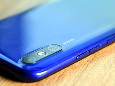 कंपनी ने टेक्नो स्पार्क गो को सिंगल वेरिएंट में लॉन्च किया है कंपनी ने टेक्नो स्पार्क गो को सिंगल वेरिएंट में लॉन्च किया है