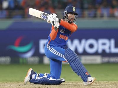 IND vs SA 1st T20I: तिलक वर्मा ने एनरिक नोर्त्जे को ज़बरदस्त छक्का मारकर स्टेडियम के बाहर पहुँचाई गेंद, देखें वीडियो